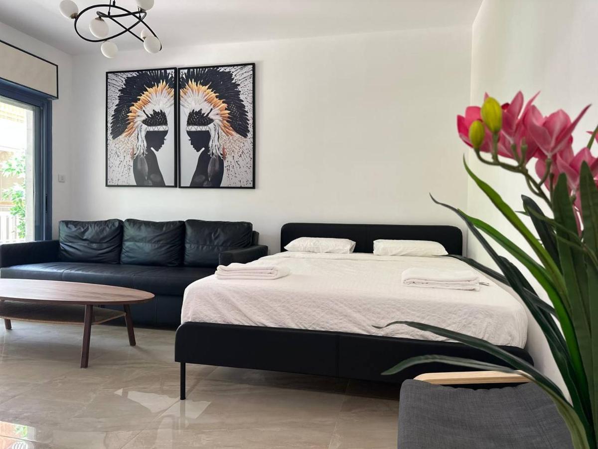 Fisharent Luxury Royal Park Suites Eilat Buitenkant foto