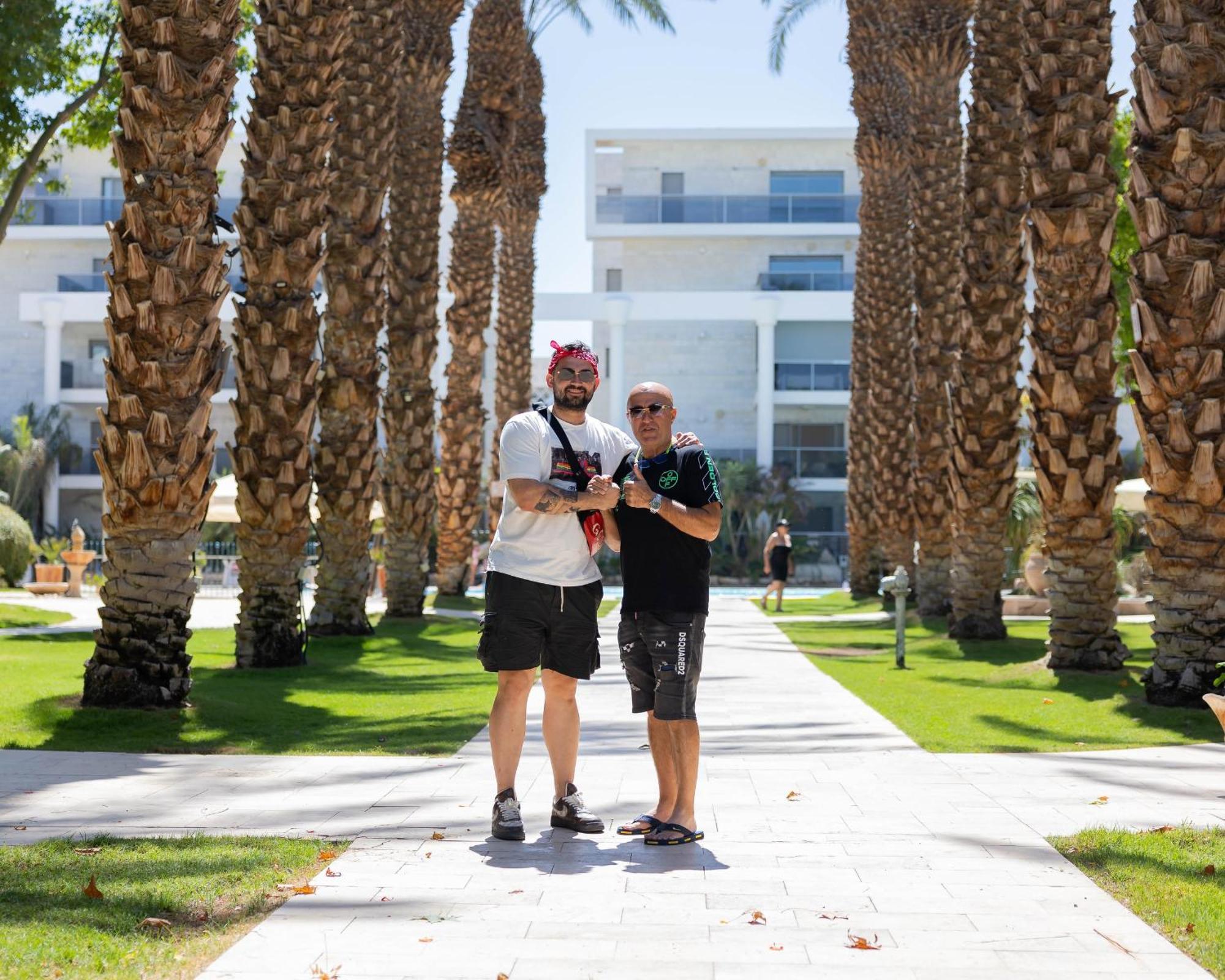 Fisharent Luxury Royal Park Suites Eilat Buitenkant foto